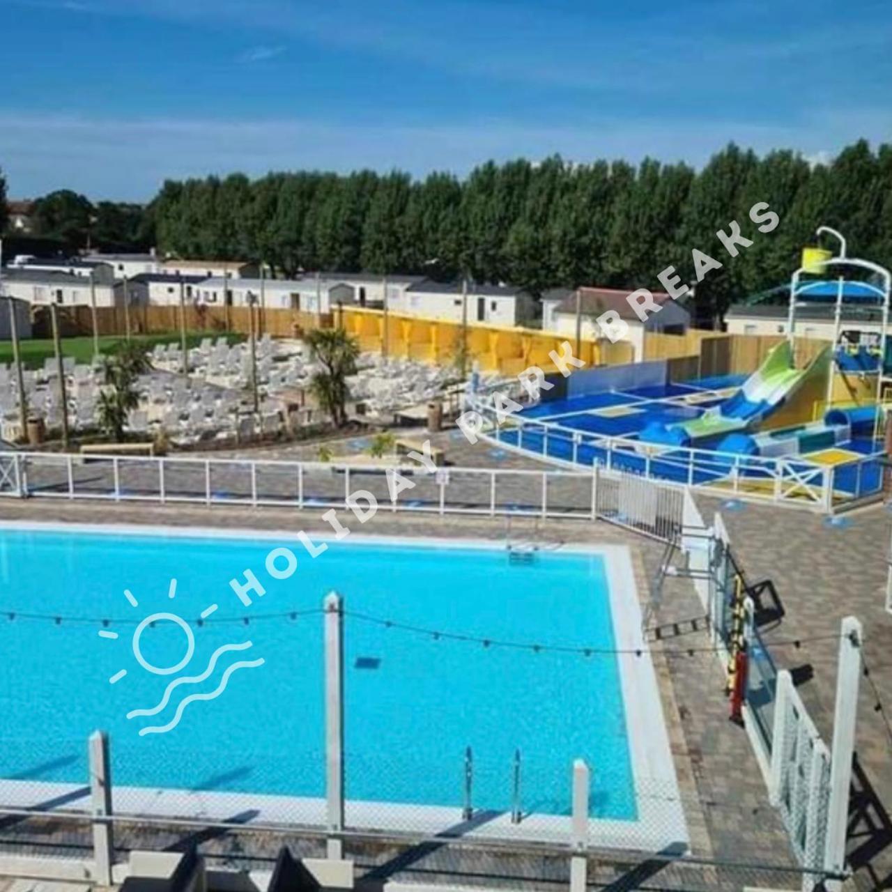 Sunset - A Relaxing Gold 3 Bed Holiday Home At Seal Bay Resort Chichester Kültér fotó
